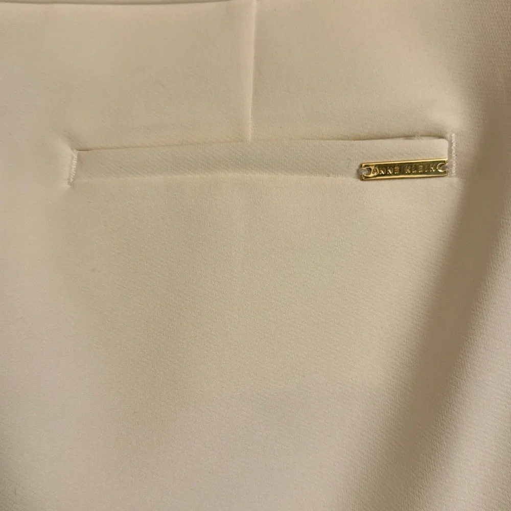Anne Kline off-white/winter white/ dress slacks. Size 8 Ankle Length. - Picture 7 of 13